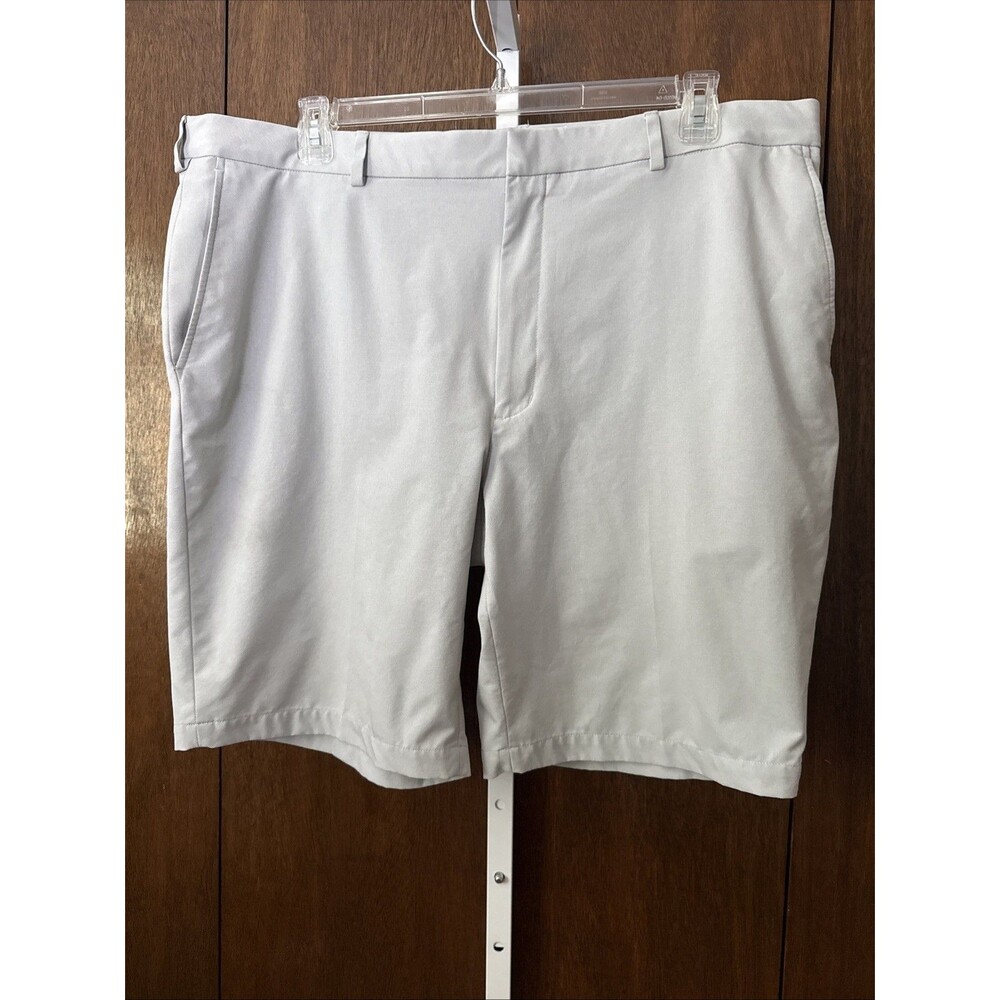 Walter Hagen Golf shorts mens Sz 42 Gray pockets performance EUC
